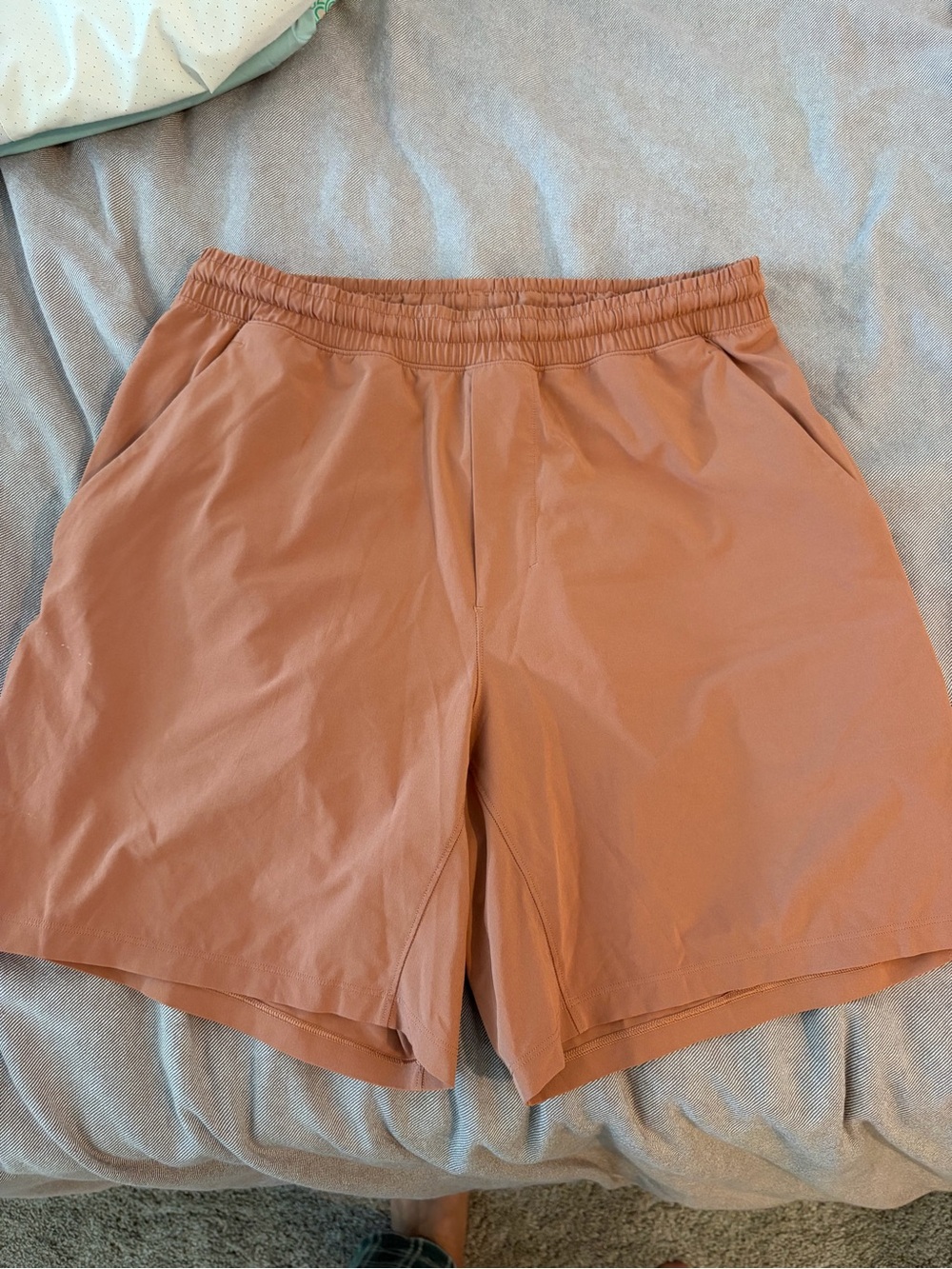 lululemon Men's M Athletic Shorts (no liner) — Orange